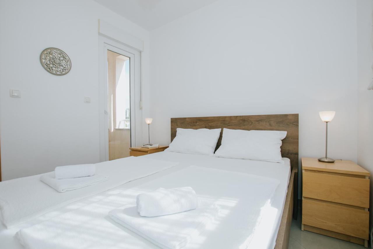Ferienwohnung Apartman Sunny Trogir Exterior foto